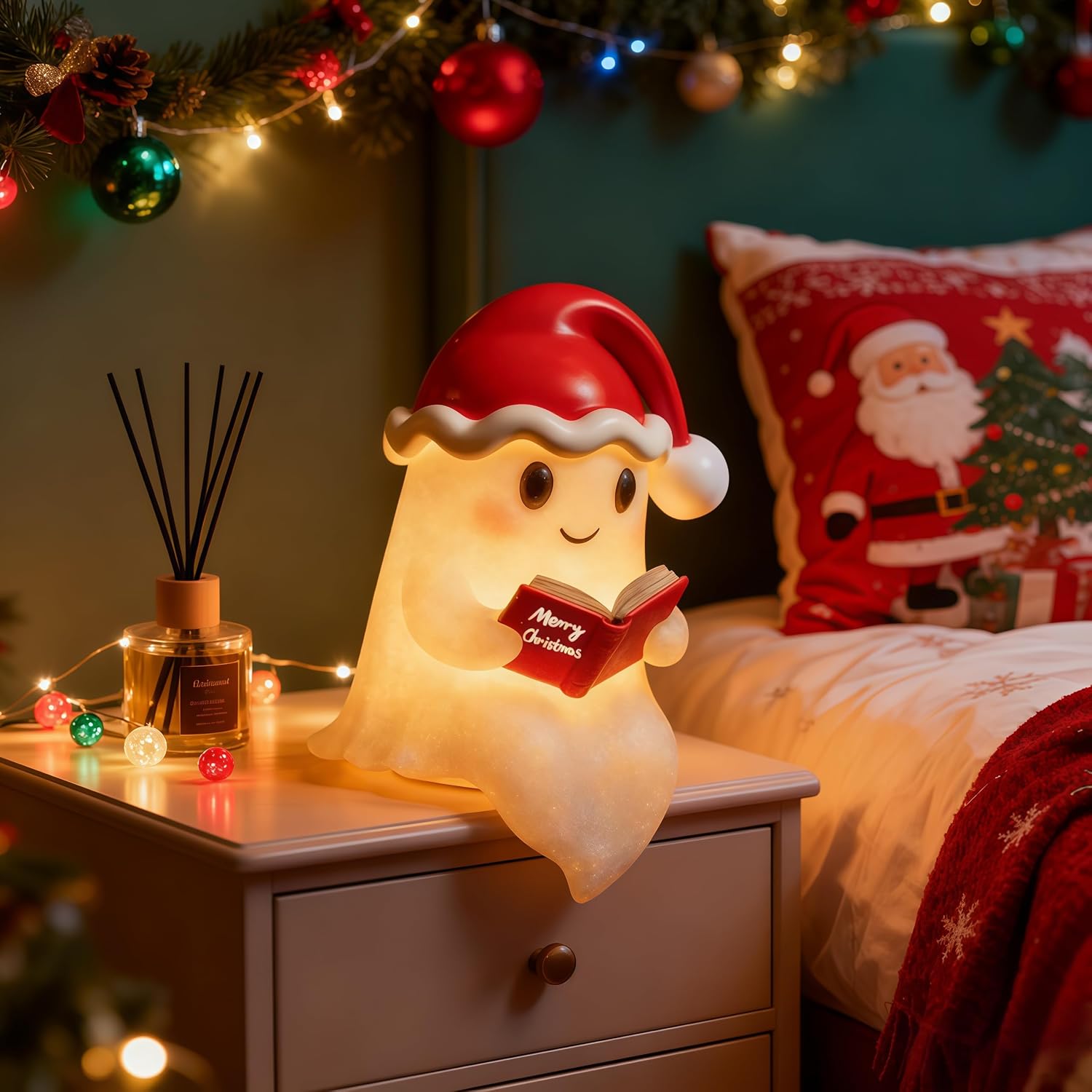 Christmas Ghost figurine detail view
